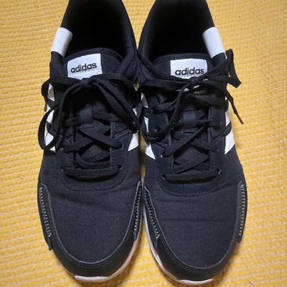 Adidas Retrorun sneakers - Picture 4 of 8